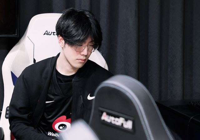 足球的顶尖 足球的顶尖