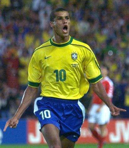 更倾向于游 更倾向于游