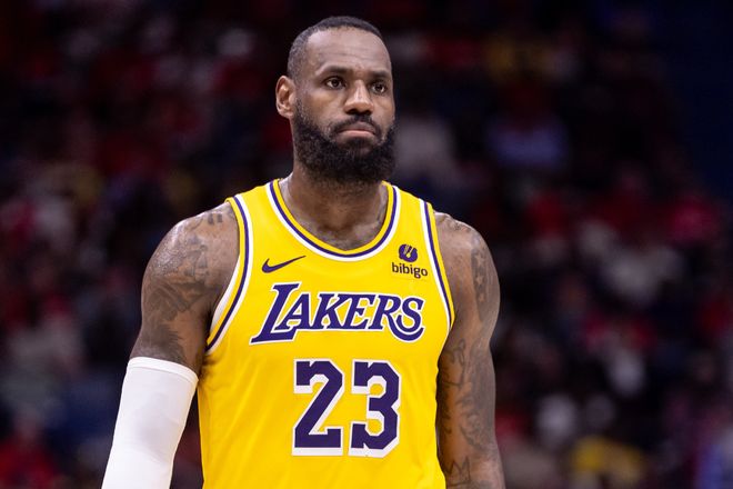 他在中距离 他在中距离